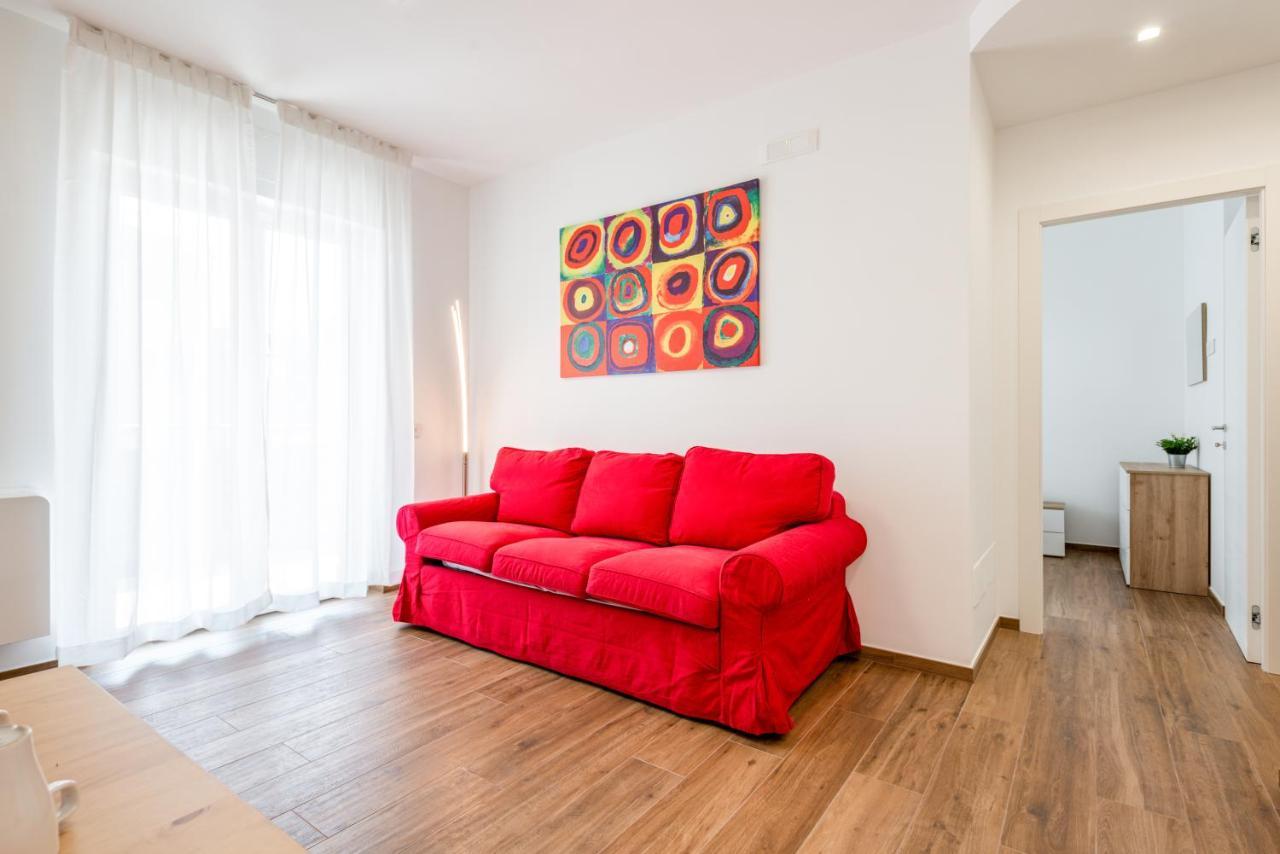 Central Station Apt With Parking Bari Exterior photo